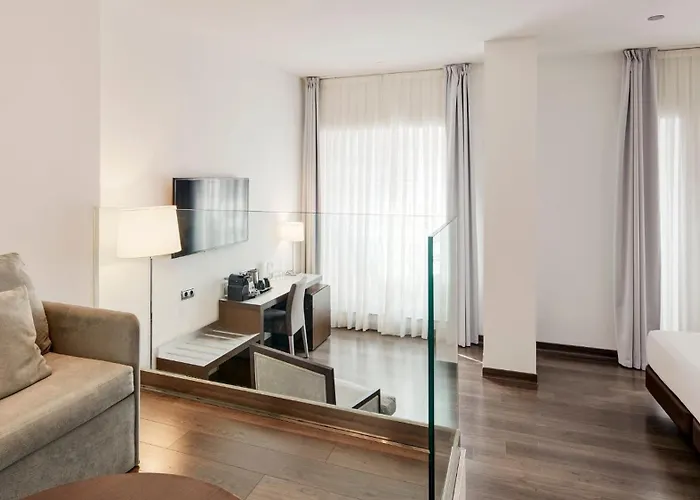 Hotel Sercotel Coliseo 4*