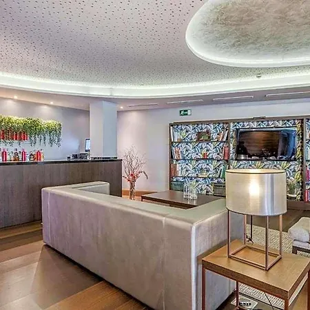 מלון Sercotel Coliseo