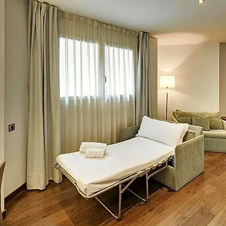 מלון Sercotel Coliseo 4*