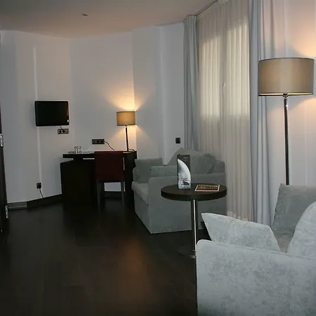 Sercotel Coliseo 4* Бильбао
